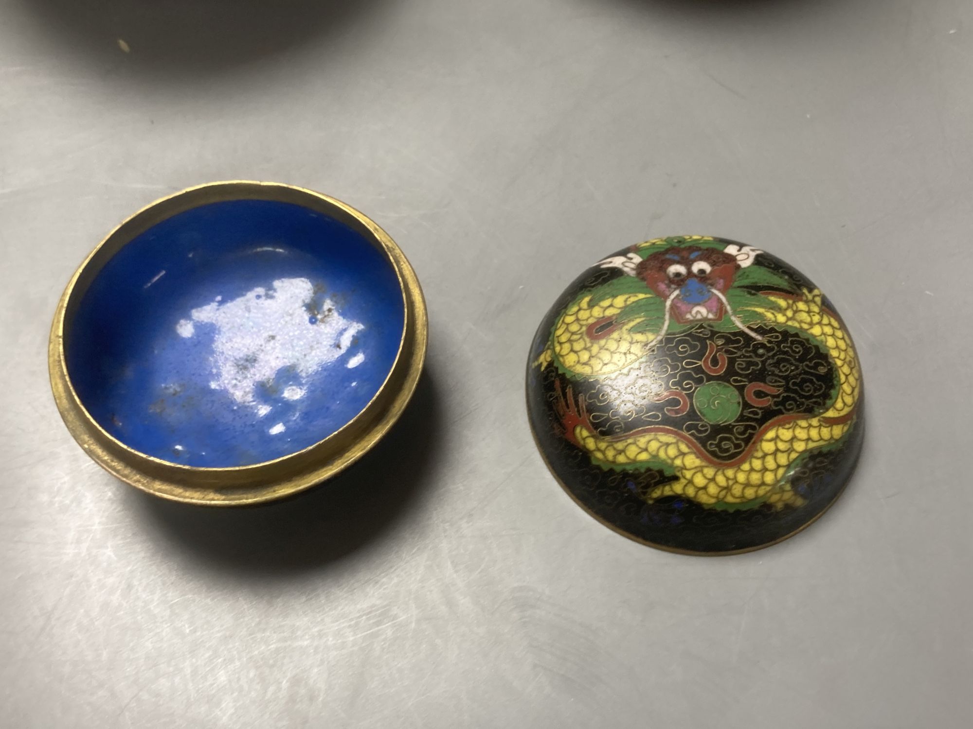 Three pairs of cloisonne vases and a lidded pot, tallest 23cm